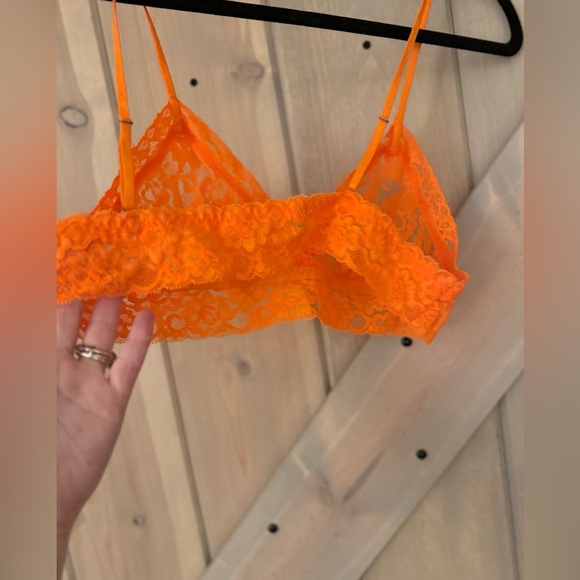 NWT Anthropologie Sheer Lace Triangle Bralette - Picture 5 of 6